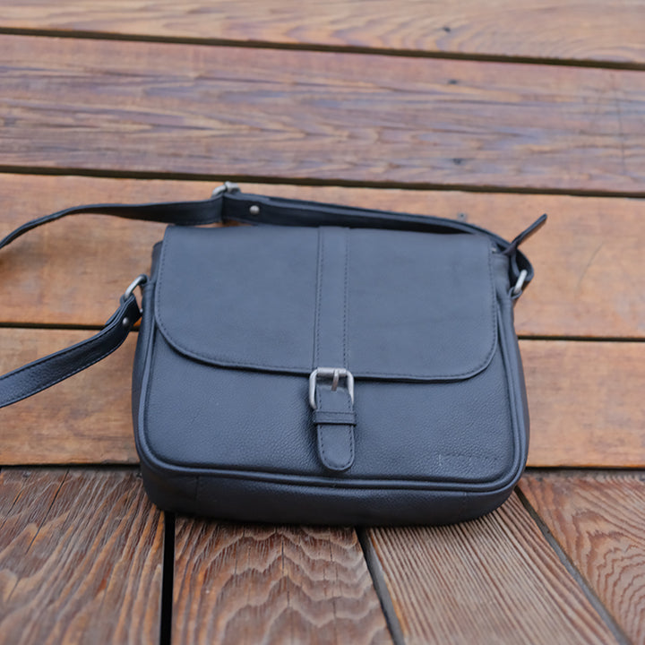 Chelsea Crossbody Basic Black